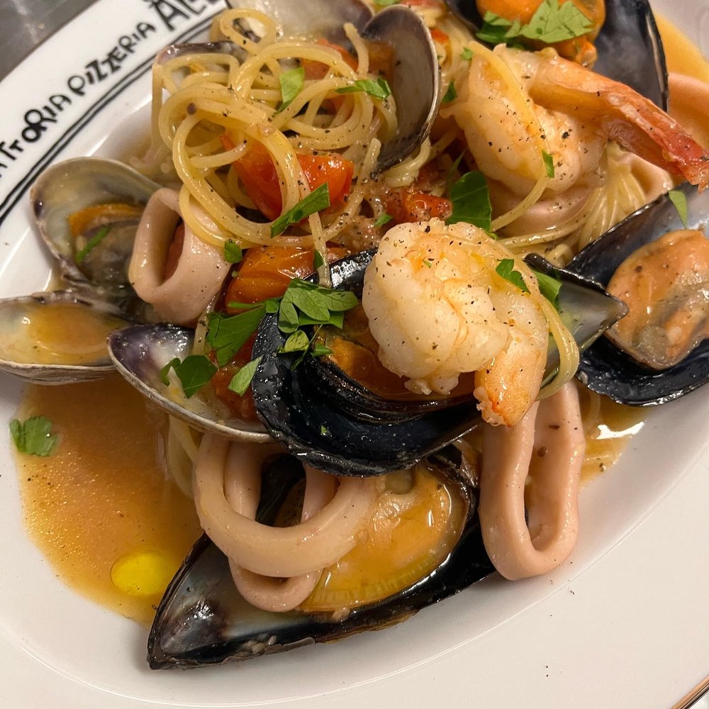 Discover the Best Seafood Pasta Near Me： A Culinary Adventure