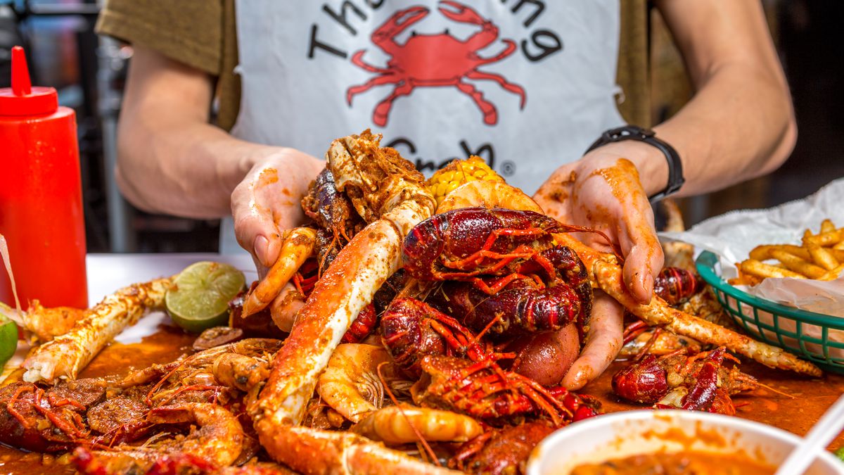 How to Enjoy a Perfect Maps Seafood Boil Experience