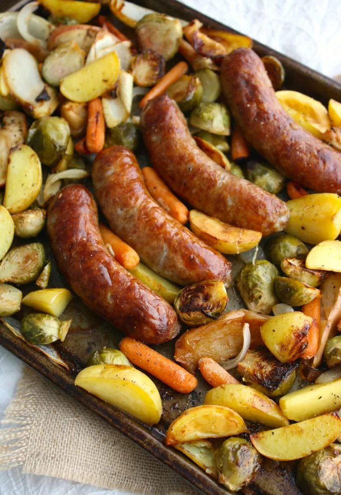 Delicious Side Dishes for Bratwurst: From Sauerkraut to Grilled Vegetables