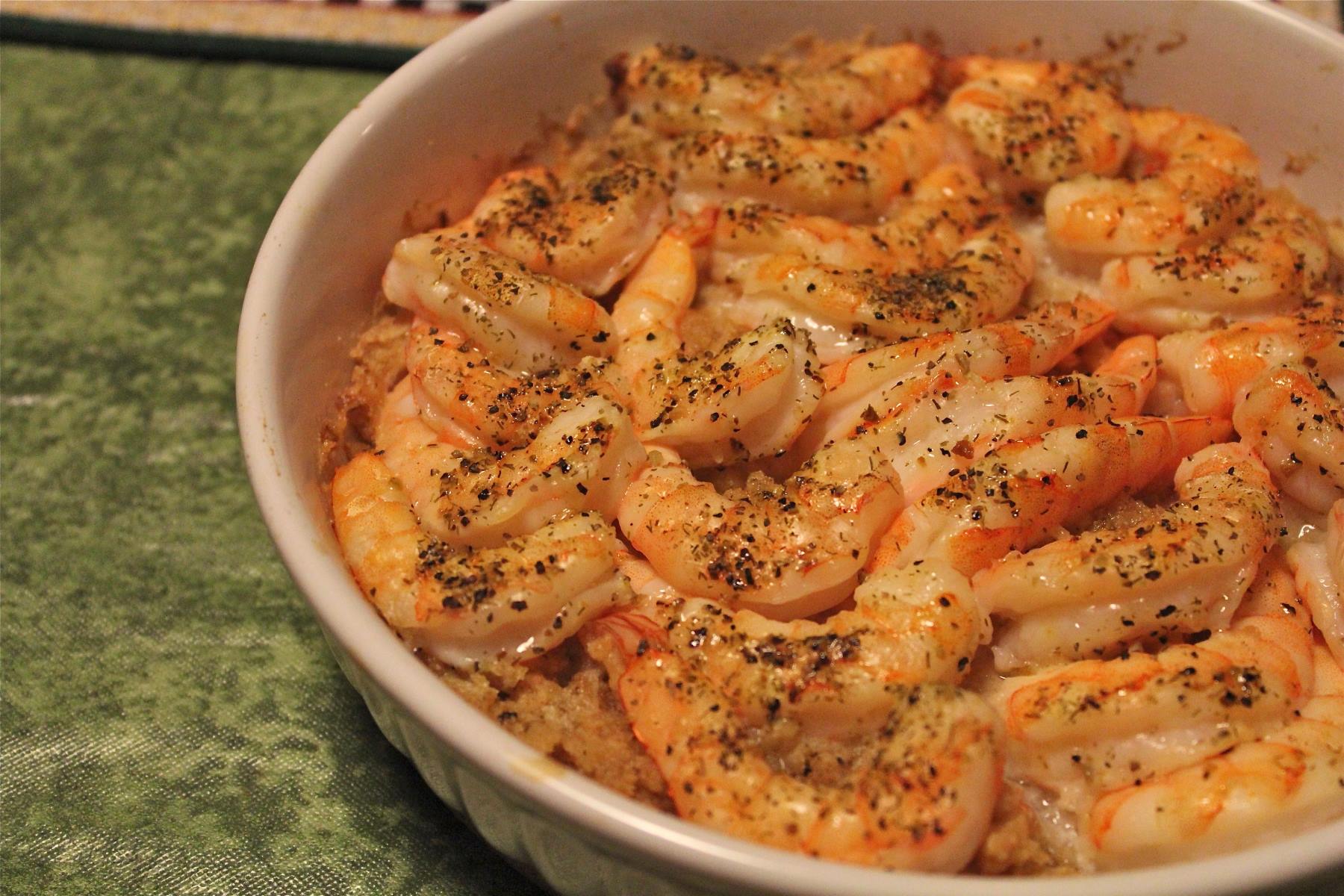 Easy Shrimp Casserole with Ritz Crackers: A Quick and Delicious Dinner Idea