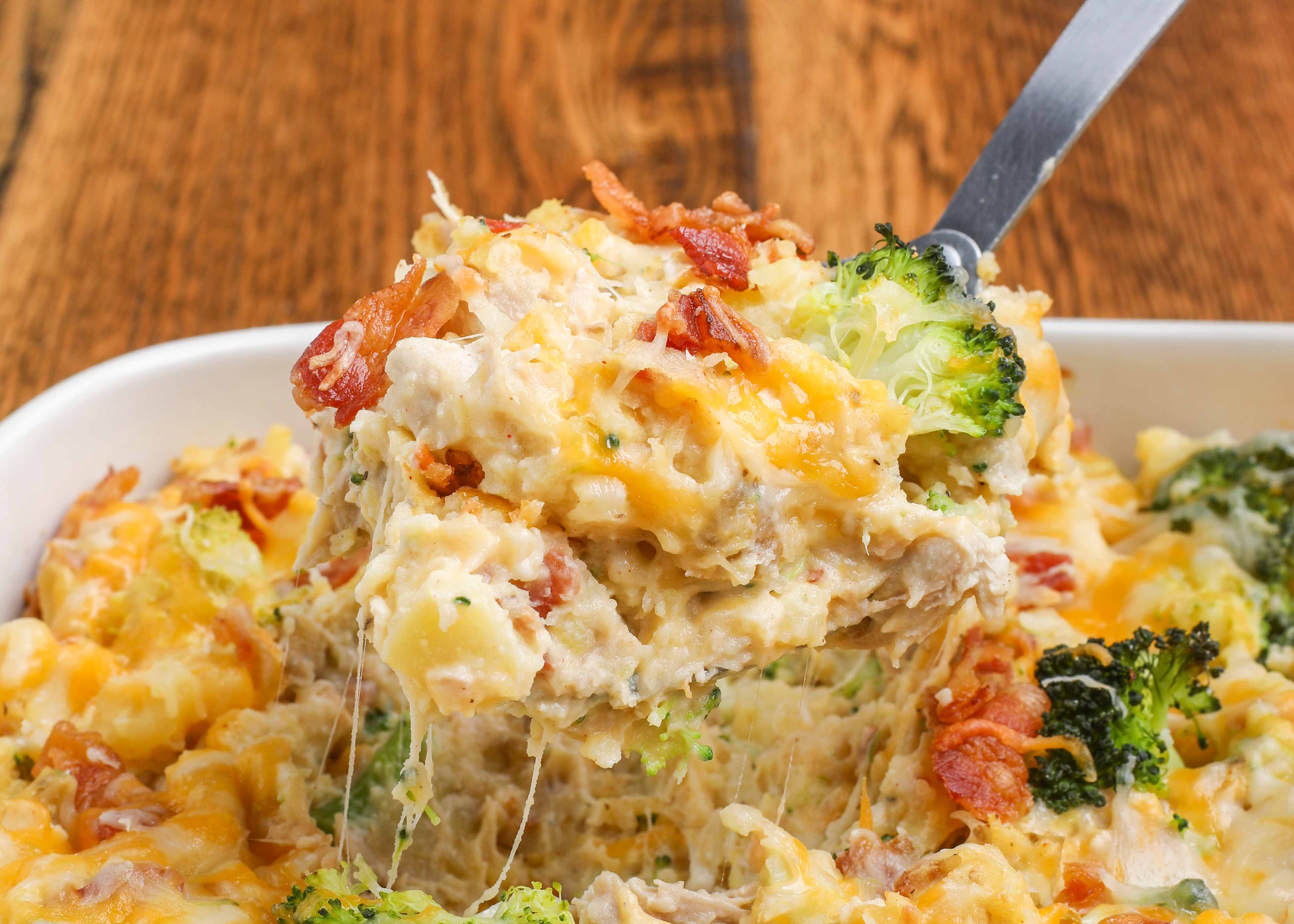 Delicious Chicken Potato Broccoli Casserole Recipe for a Family Dinner