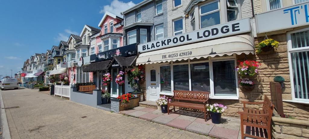 Breakfast On The Beach: Find Your Perfect Blackpool Lodge