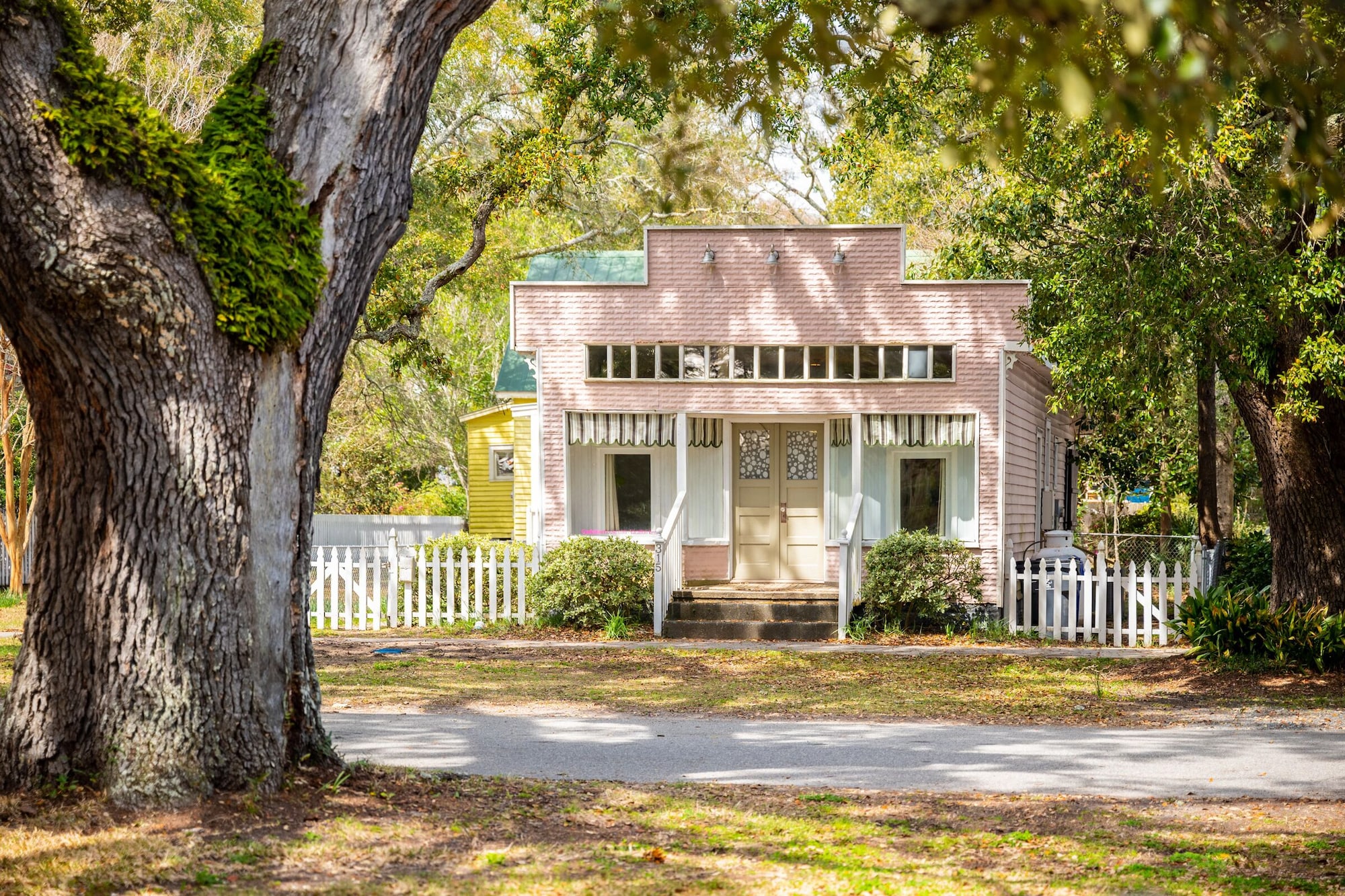 Explore the Best bed and breakfast southport nc: Discover Your Home Away From Home Now!