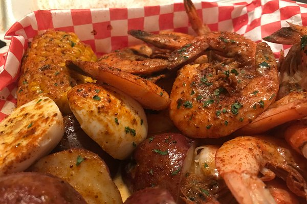 Greenville SC Seafood: Where to Find Delicious Dishes