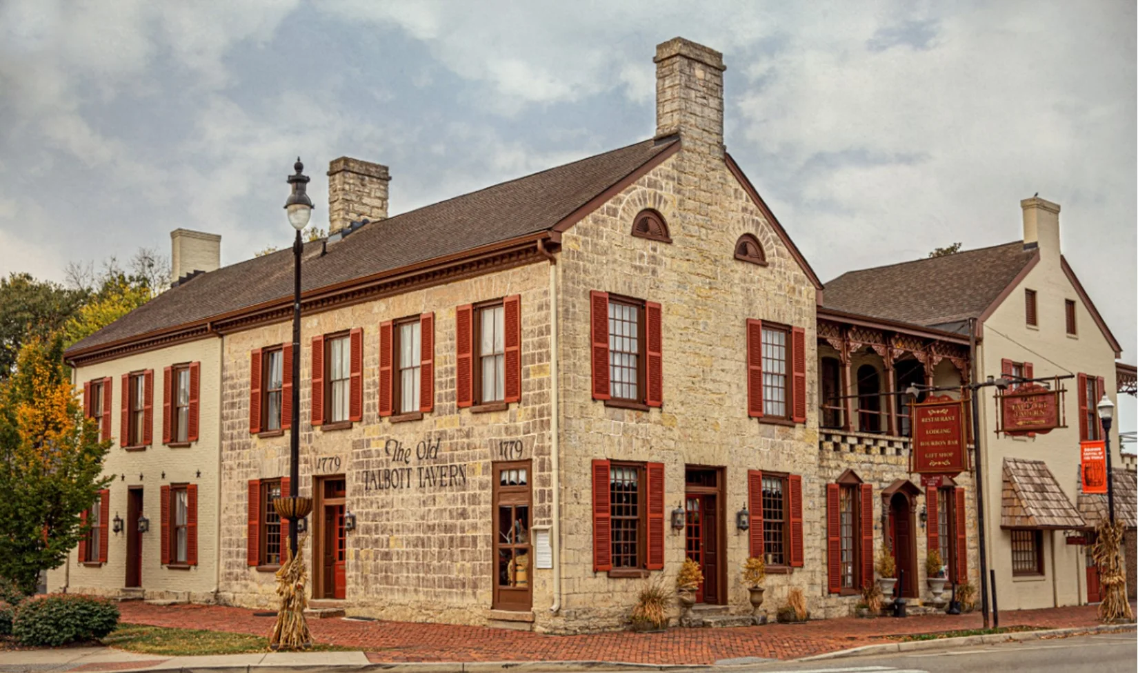 Book Your Stay at a Top-Rated Bardstown Bed and Breakfast Now