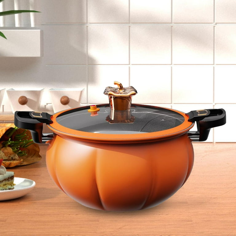 Soup warmer vs. slow cooker (Which is better for heating soup)