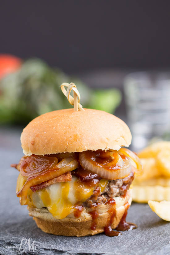 Craving Bourbon Burger Cookies? Try This Simple Recipe Now