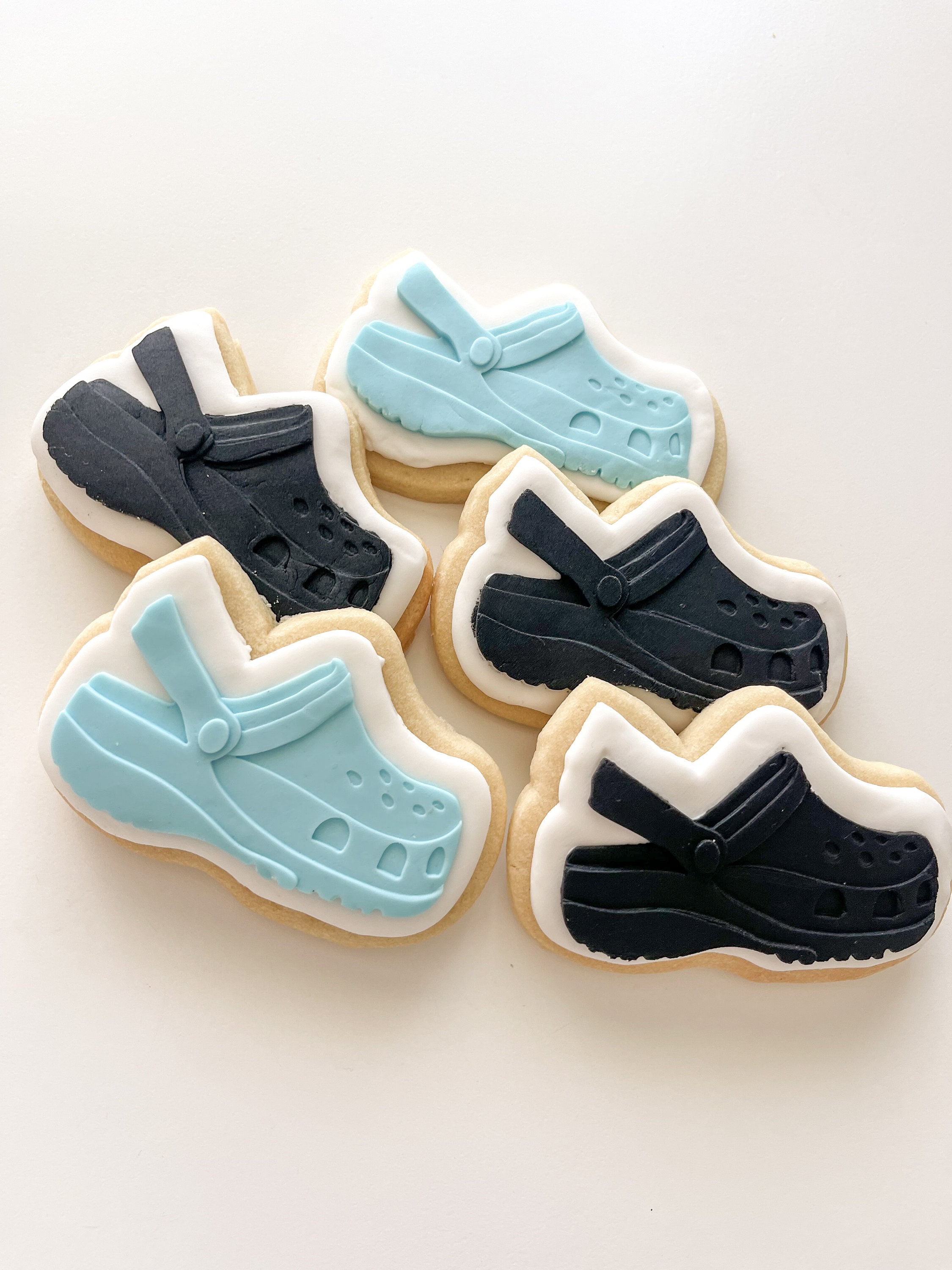 Crocs Romania Cookies: Get a Free Treat with Your Footwear!