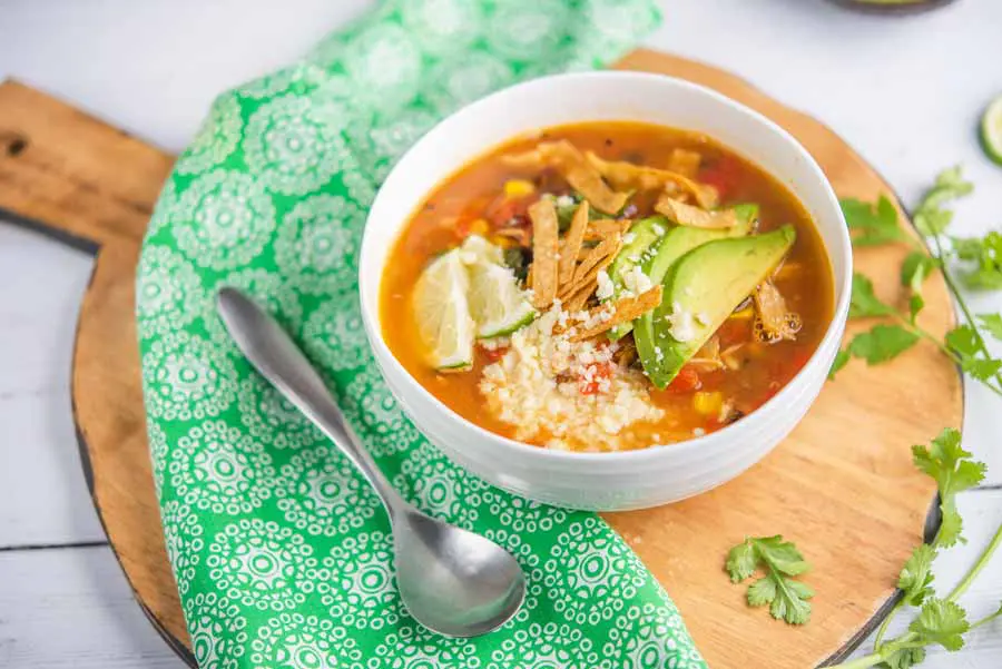 Healthy Low Calorie Low Carb Chicken Tortilla Soup Youll Love