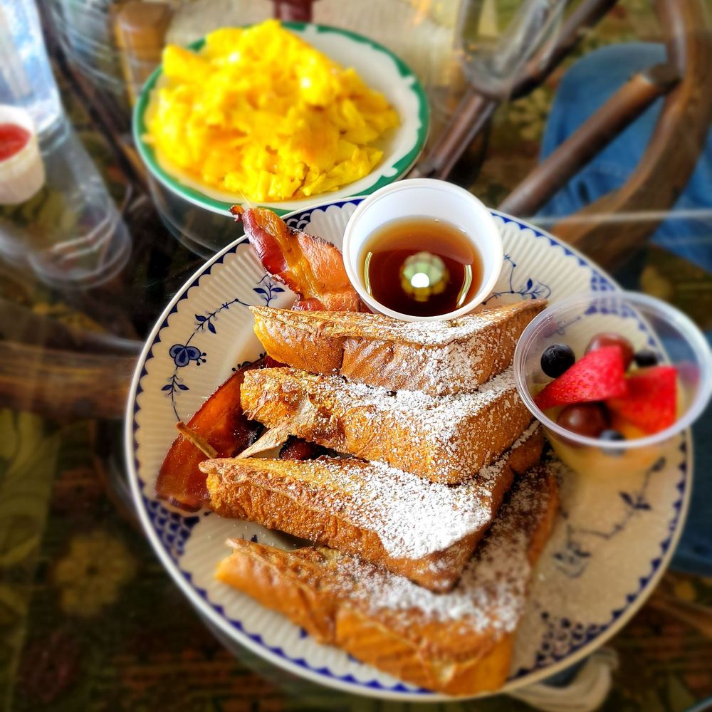 Flagstaff Breakfast: Reviews, Prices, and Locations