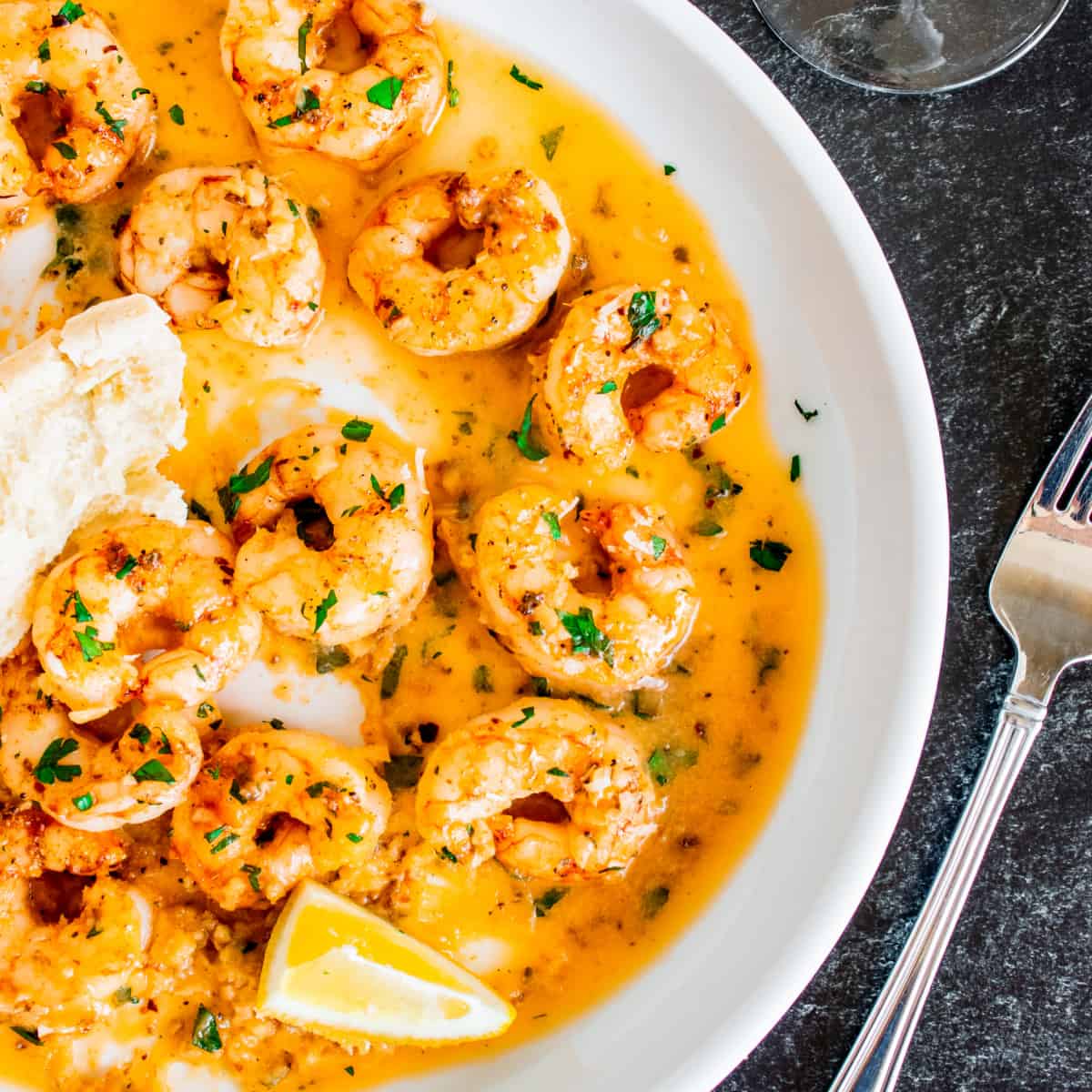 Make Red Lobster Shrimp Scampi at Home: A Simple Copycat Recipe