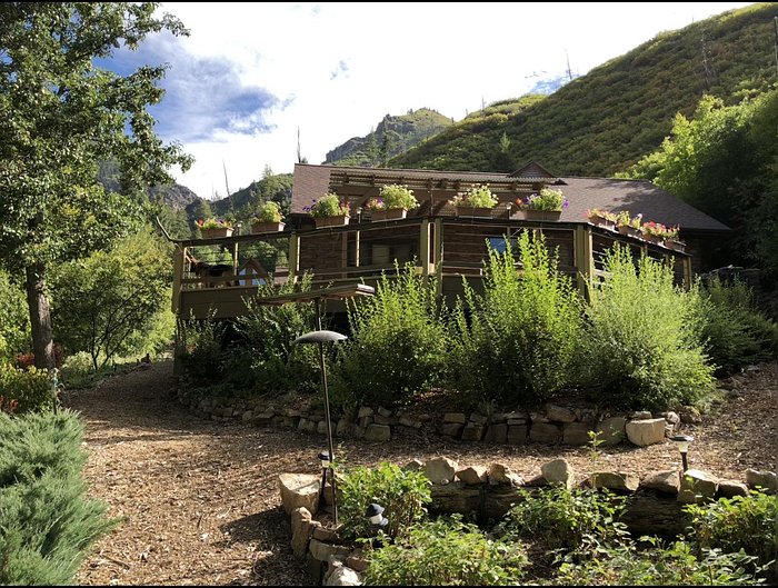 Glenwood Springs Bed and Breakfast: Your Perfect Vacation Guide!